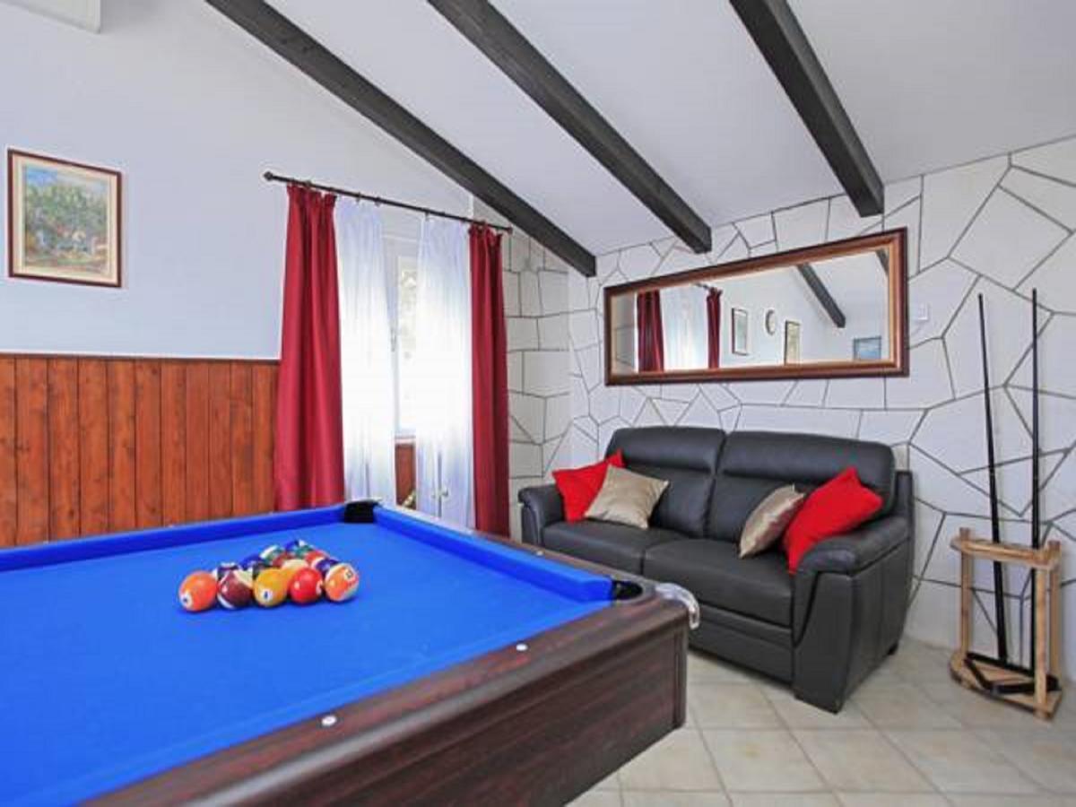 Villa Nova Vela Luka Luaran gambar
