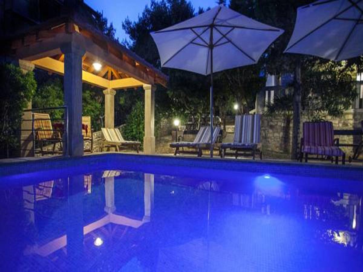 Villa Nova Vela Luka Luaran gambar
