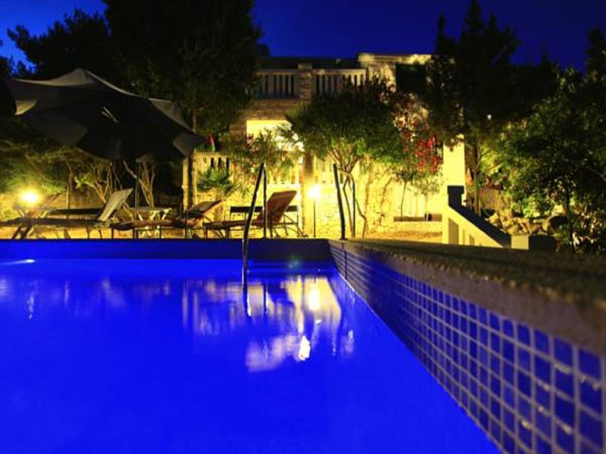 Villa Nova Vela Luka Luaran gambar