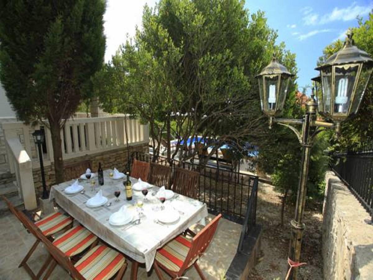 Villa Nova Vela Luka Luaran gambar
