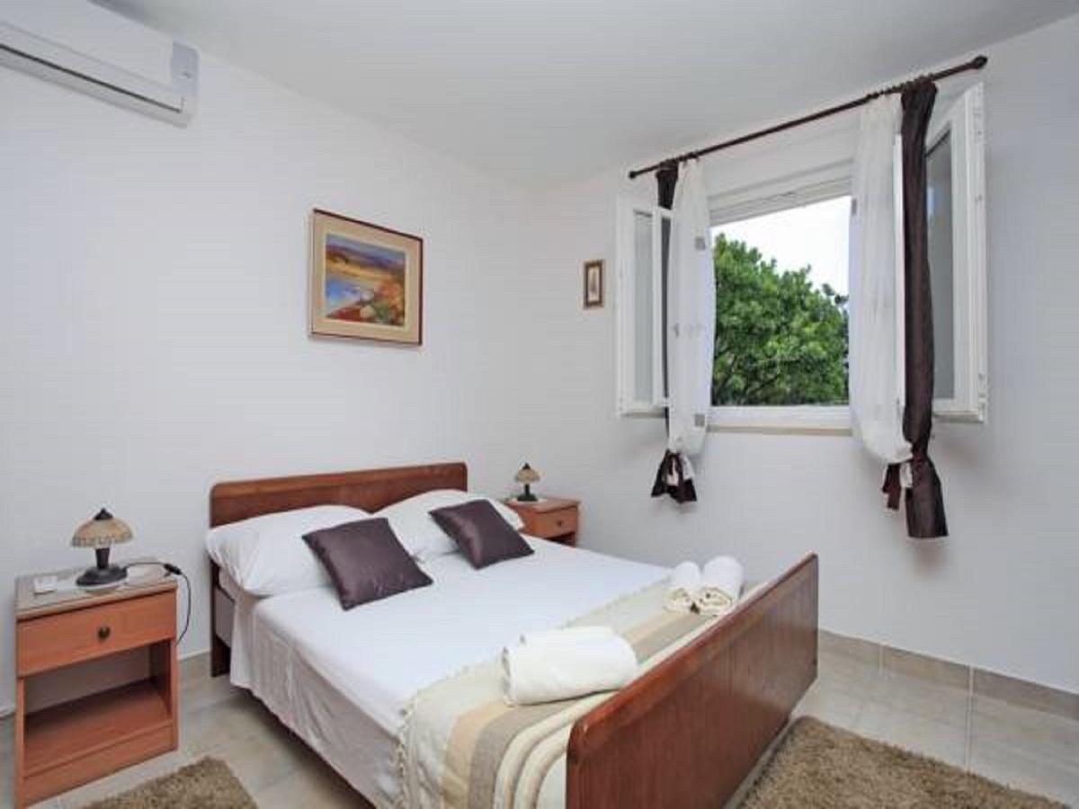 Villa Nova Vela Luka Luaran gambar