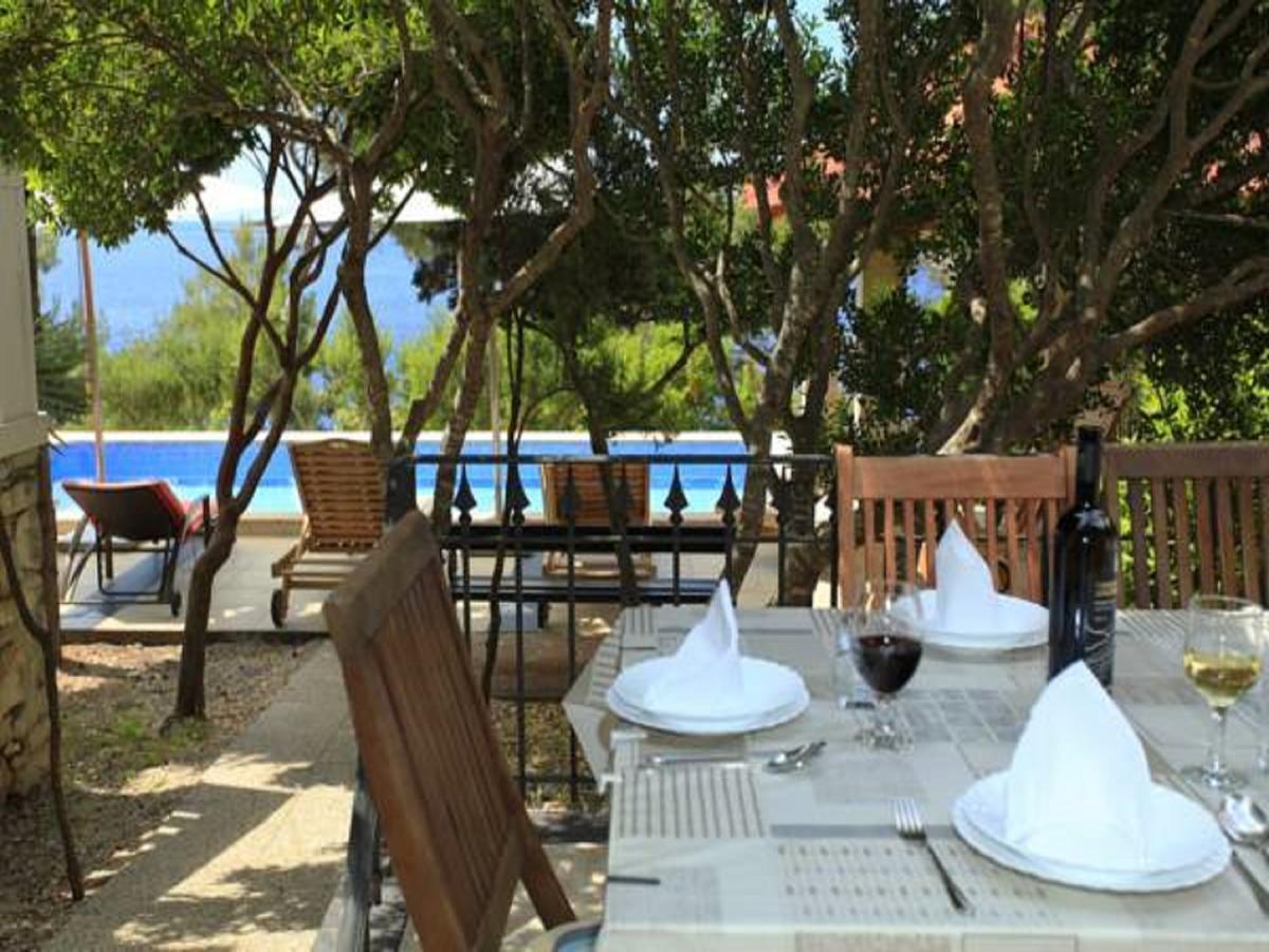 Villa Nova Vela Luka Luaran gambar