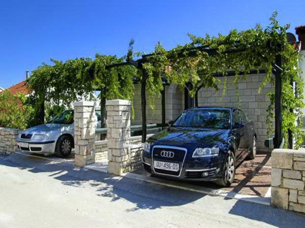 Villa Nova Vela Luka Luaran gambar